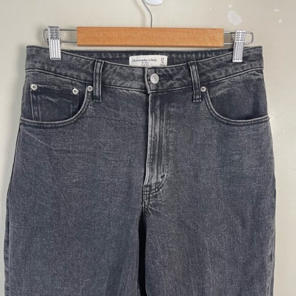 Abercrombie & Fitch Curve Love High Rise Mom Jean size 27 Short black - Picture 6 of 13